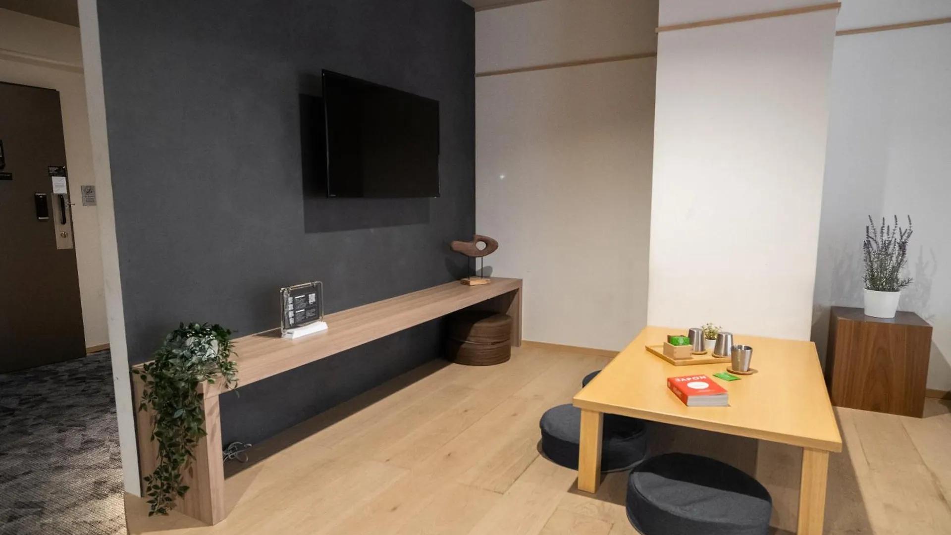 Hotel Wayfarer Kyoto Shijo 3*,  Japón
